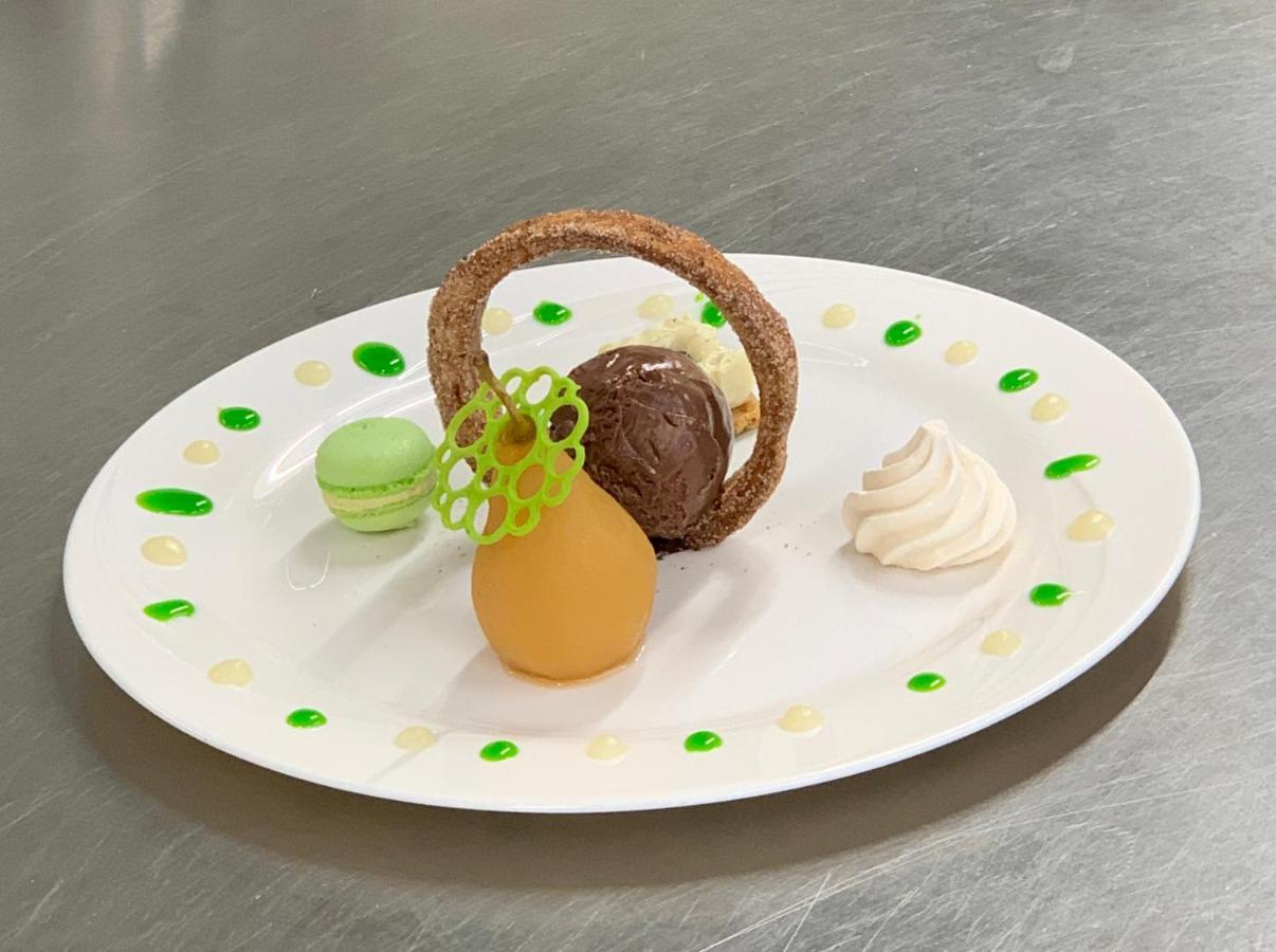 Hotel Restaurant Emshorn Oberems Eksteriør bilde