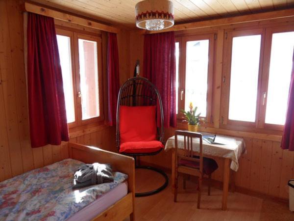 Hotel Restaurant Emshorn Oberems Rom bilde